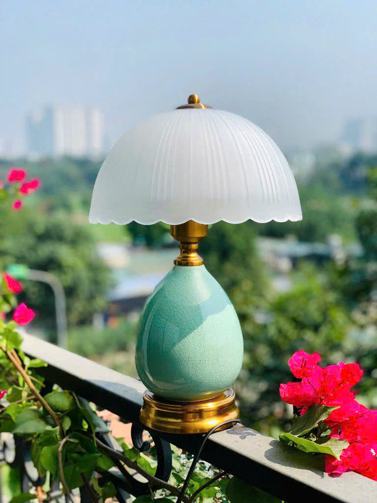 ĐÈN NGỦ ĐỂ BÀN GỐM SỨ SANG TRỌNG