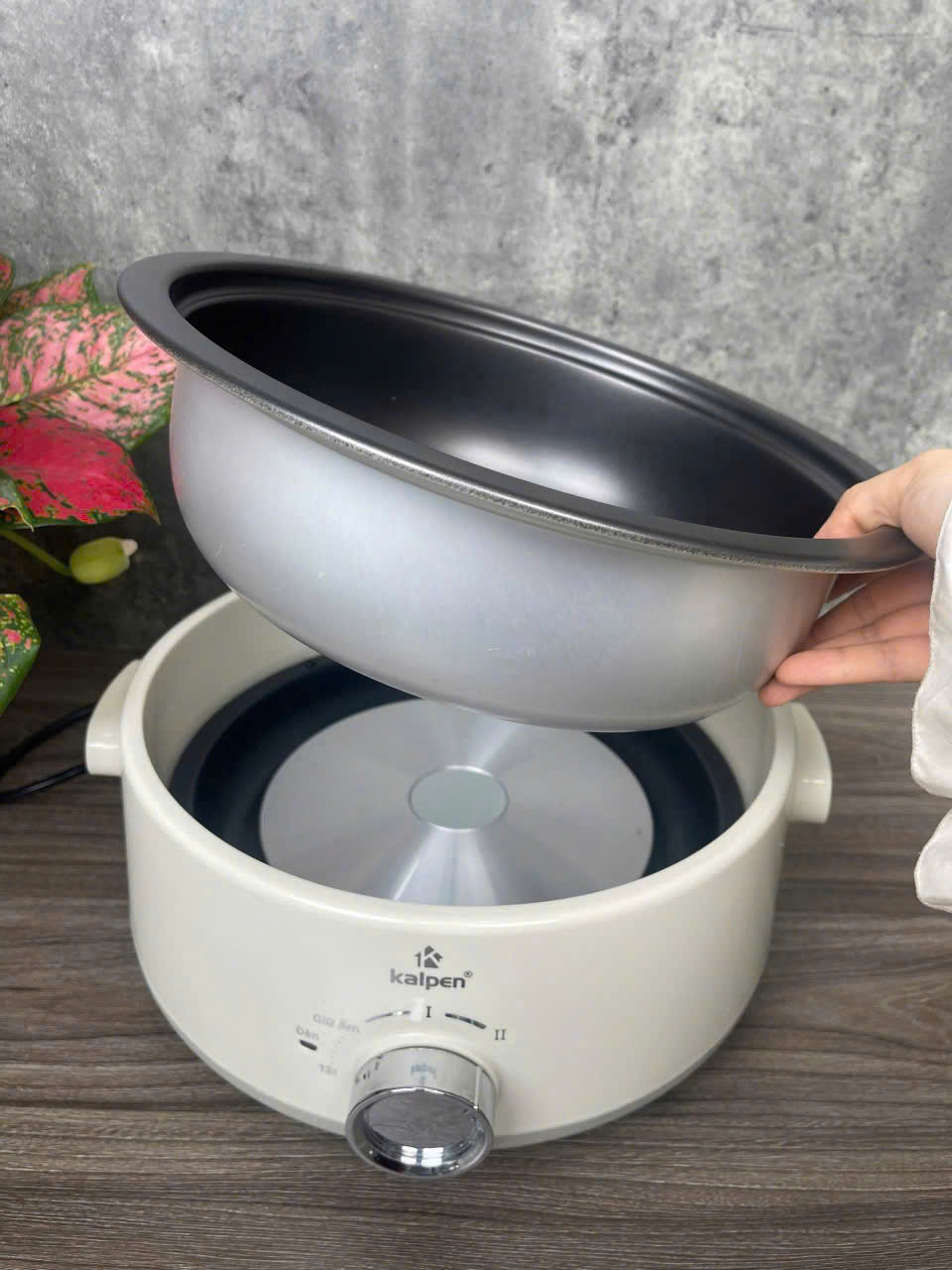 NỒI LẨU ĐIỆN KALPEN P22 DUNG TÍCH 5L