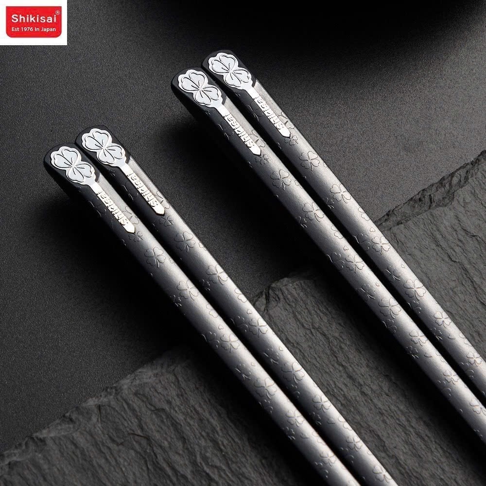 Set 5 đôi đũa Nhật sợi thuỷ tinh mẫu CỎ 4 LÁ SHIKISAI