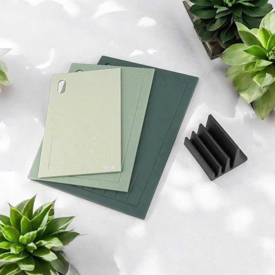 Set 3 thớt nhựa kèm giá đỡ Mirai Nhật