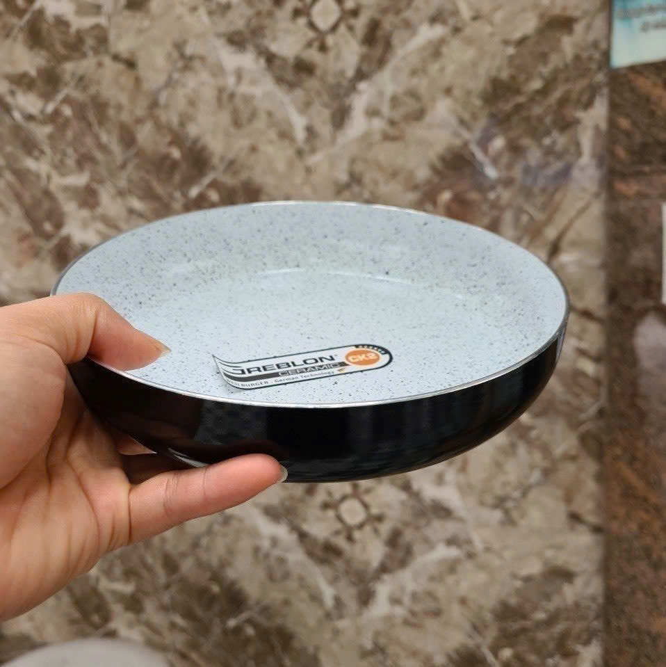 Khay nướng bánh chống dính của Rapido - 20cm trắng