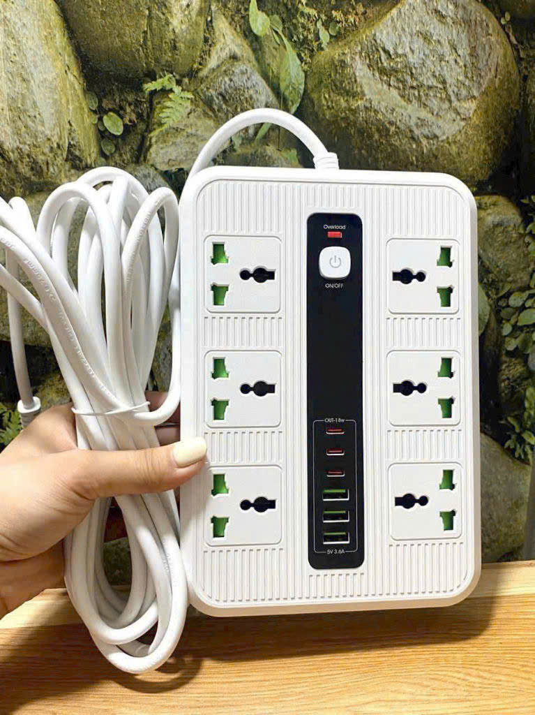 Ổ điện đa năng 6 ổ cắm lại còn cộng thêm 3 cổng USb