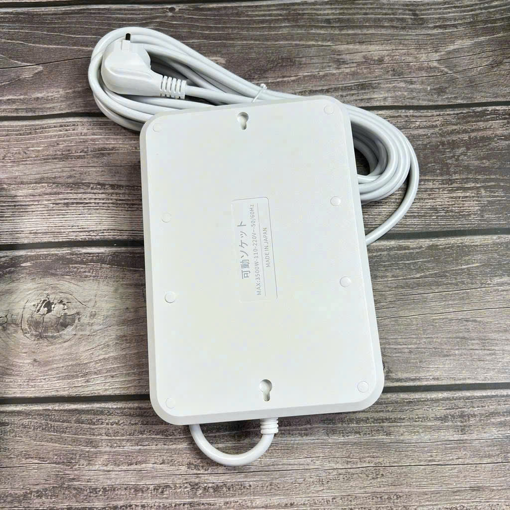 Ổ điện đa năng 6 ổ cắm lại còn cộng thêm 3 cổng USb