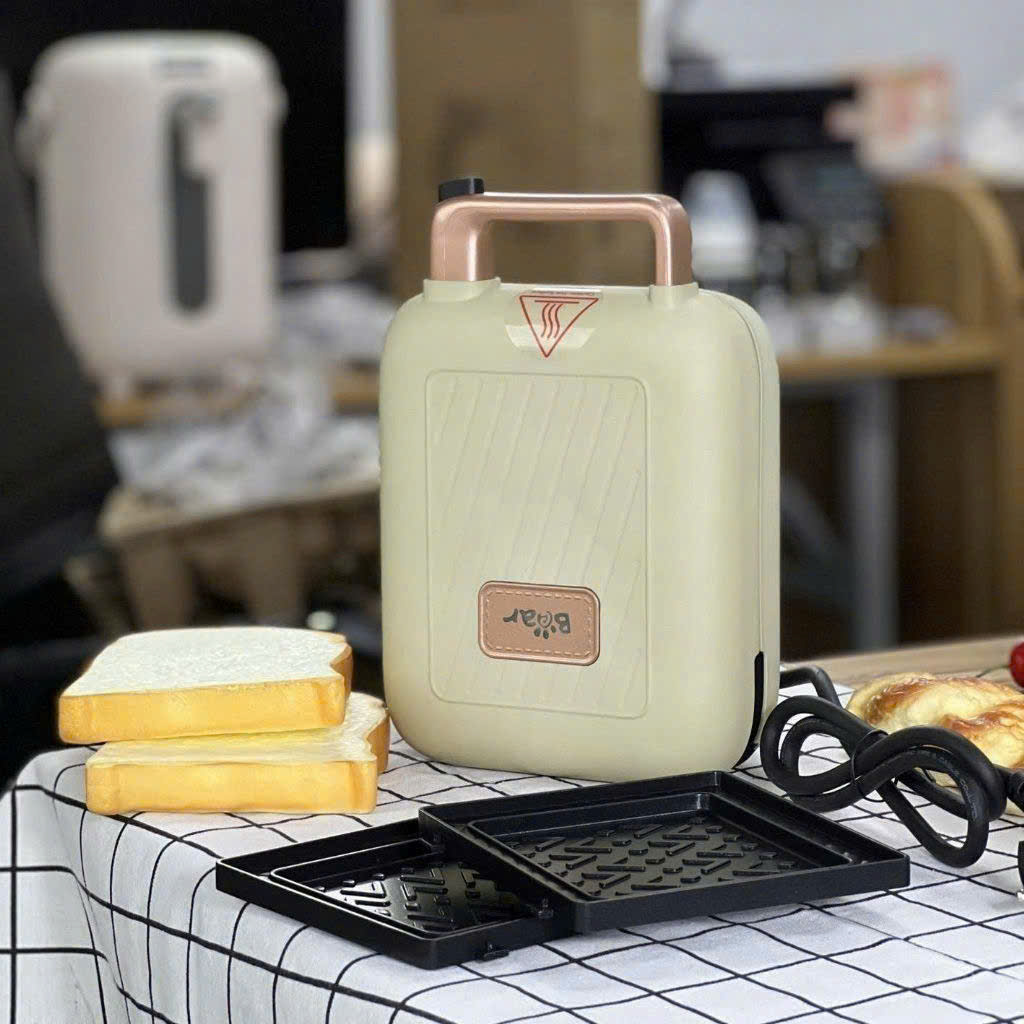 Máy nướng bánh 2 khay Bear DBC-C06M1