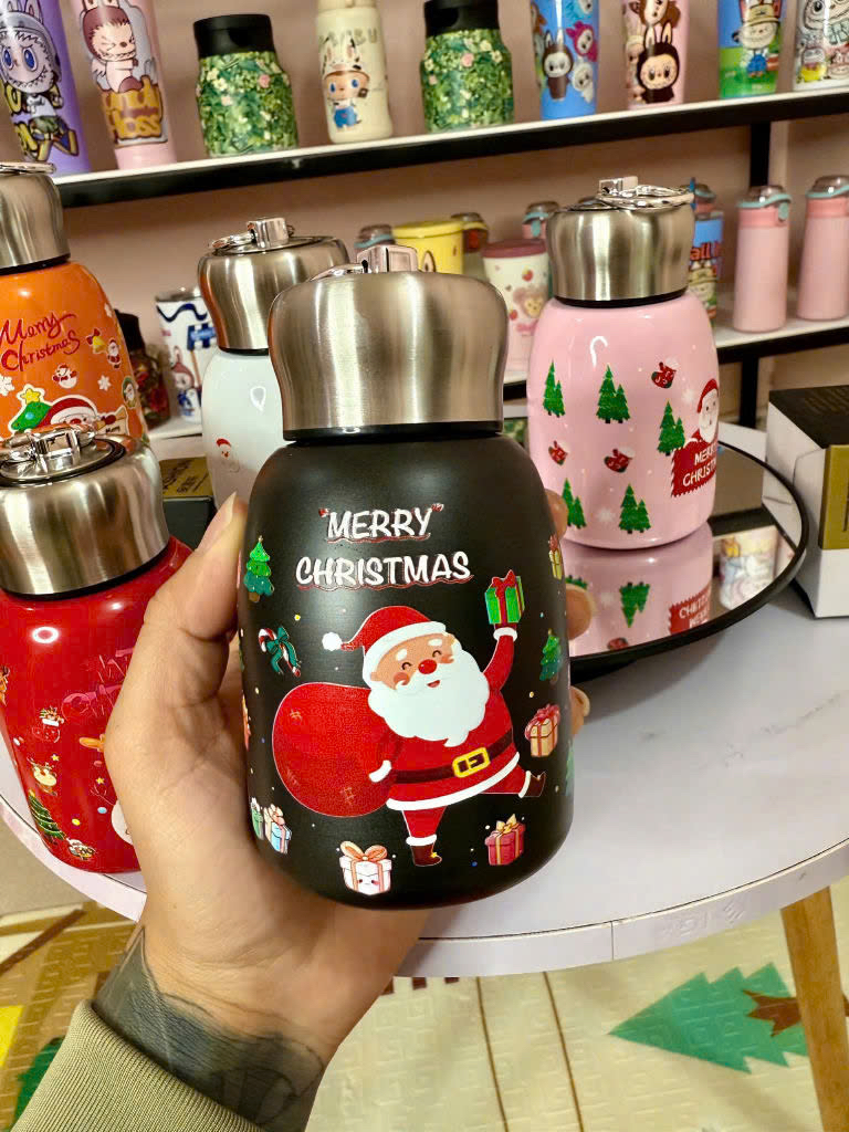 Bình nhỏ xinh với dung tích 300ml chất liệu inox 304