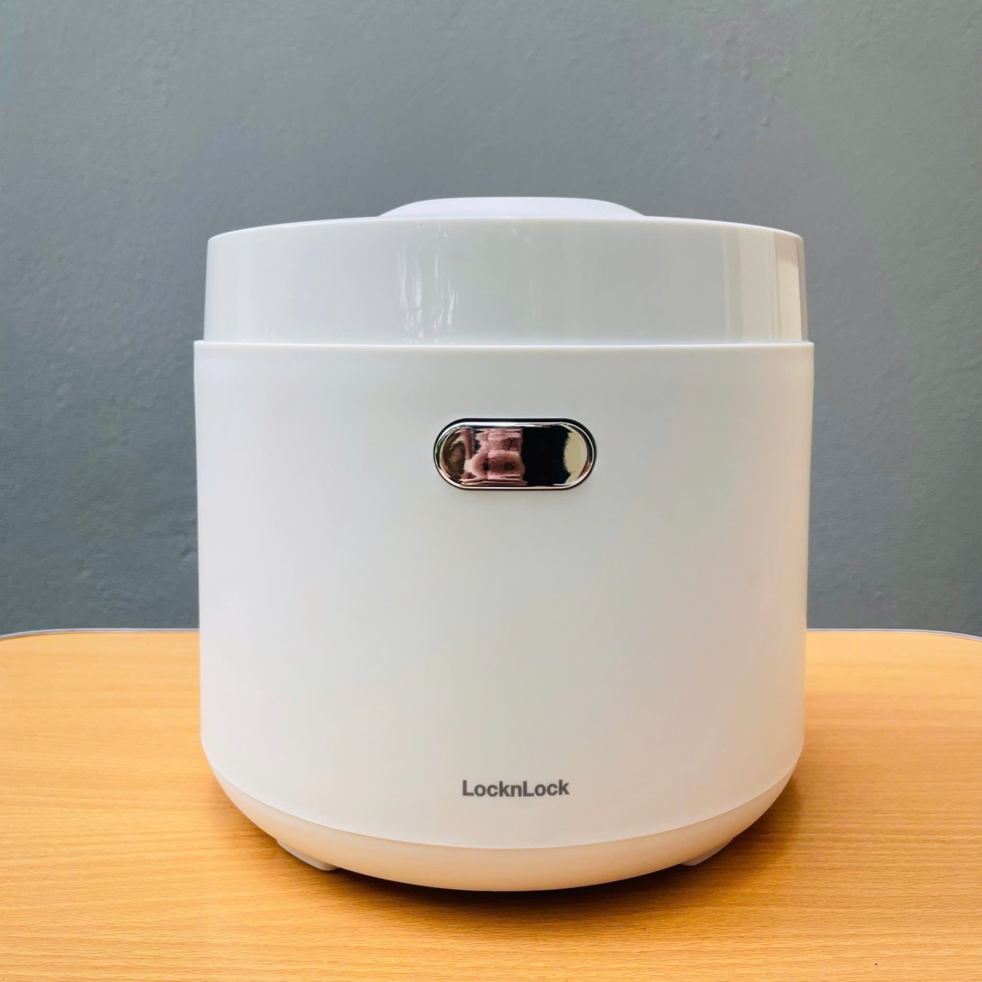 Nồi cơm điện Lock&Lock Bianco Smart rice cooker 1L Màu ngà EJR364IVY