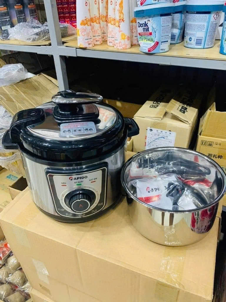 Nồi áp suất điện đa năng Rapido RPC -1000M