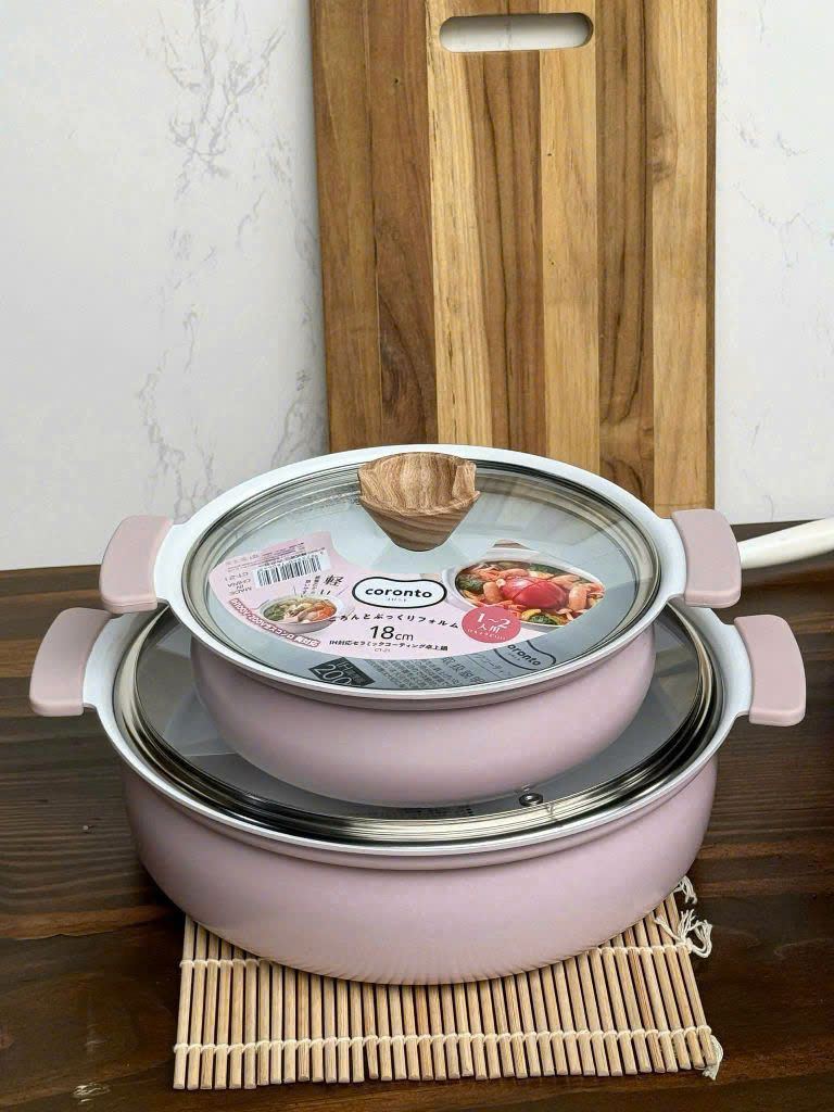 Nồi siêu nhẹ đúc tay Kakusee Nhật Bản