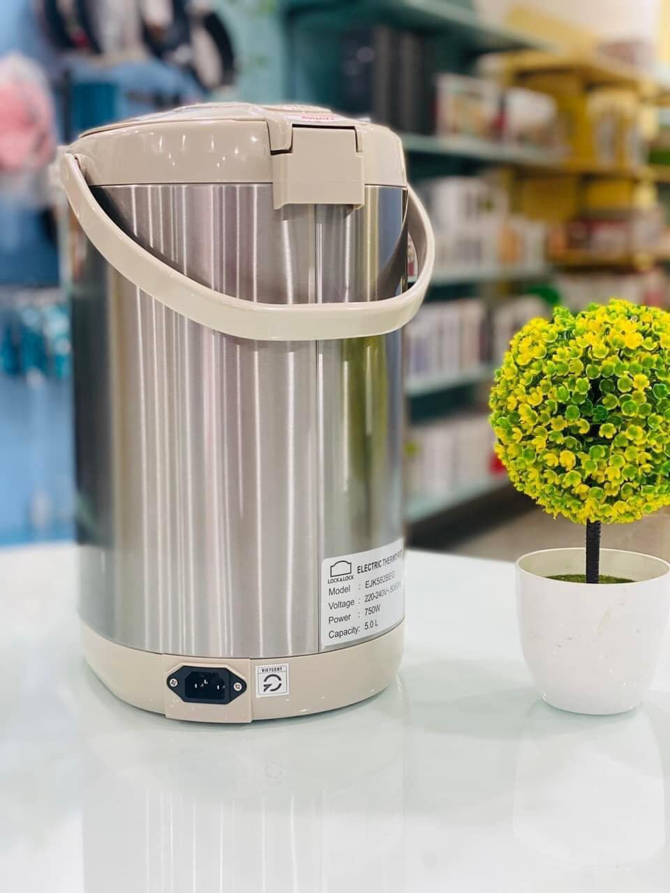 Bình thuỷ điện 5L Lock&Lock EJK582