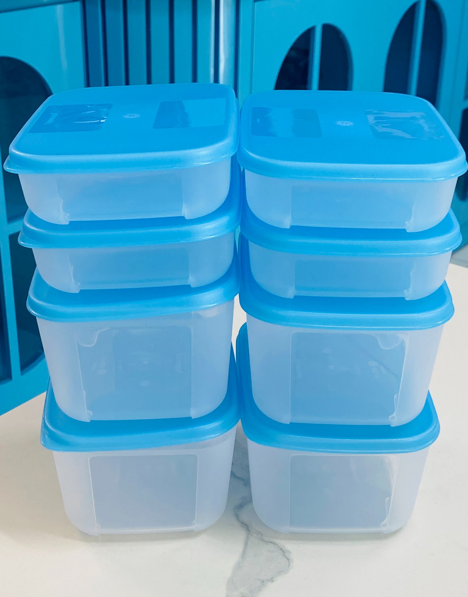 Set 8 hộp TUPPERWARE dẹt ngăn đông màu xanh