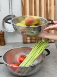 Rổ inox liền khối 2 tay cầm có chân Kaiyo