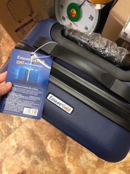 Vali Lock&Lock 20inch LTZ615 hàng quà tặng Ensure