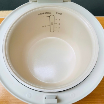 Nồi cơm điện Lock&Lock Bianco Smart rice cooker 1L Màu ngà EJR364IVY